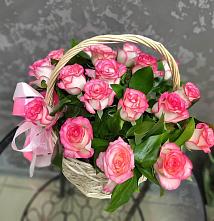 Цветочная композиция из Розы в корзине в Новом Янкуле