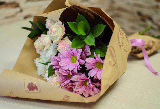 Букет цветов из: Розы и Хризантемы в Новом Янкуле
